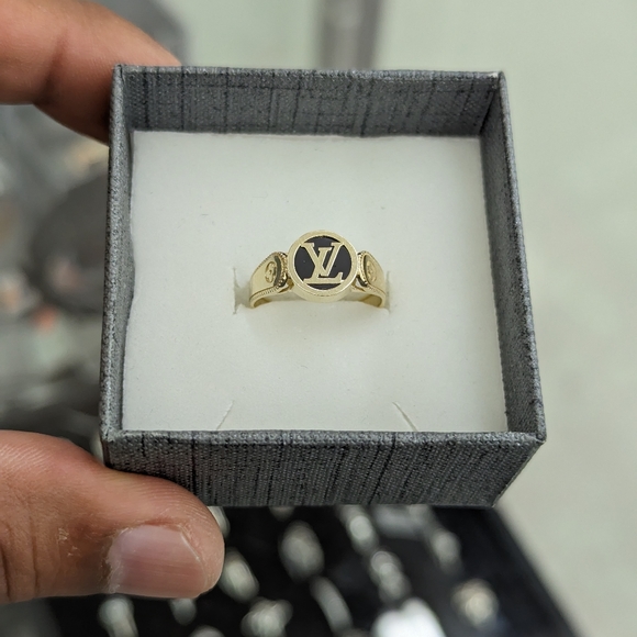 Unbrand Jewelry - 10kt real gold ring for women